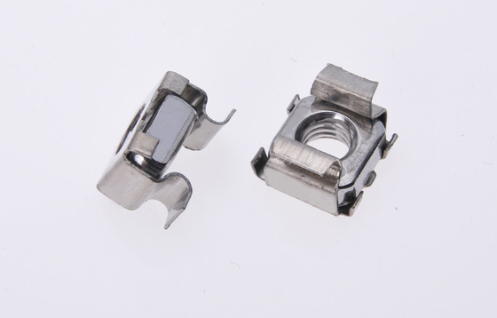 GB-Standard Edelstahl-Quadratmuttern M4 M6 M8 M12 für Selbstverriegelungsanbindung