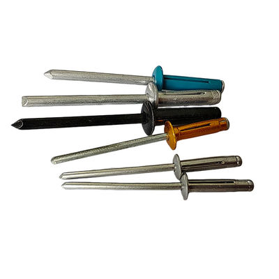 Vertrauenswürdiger Hersteller von langlebigen wasserdichten Nieten mit A2-70/A4-80-Klasse und DIN-Standard