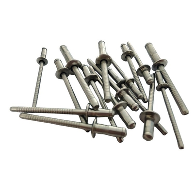304 Edelstahl Ovalkopf Offener End Rundkopf Nieten mit Countersunk Kopf gemacht