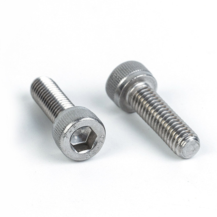 Hexagonale Steckschraube aus Edelstahl mit hoher Festigkeit und Korrosionsbeständigkeit